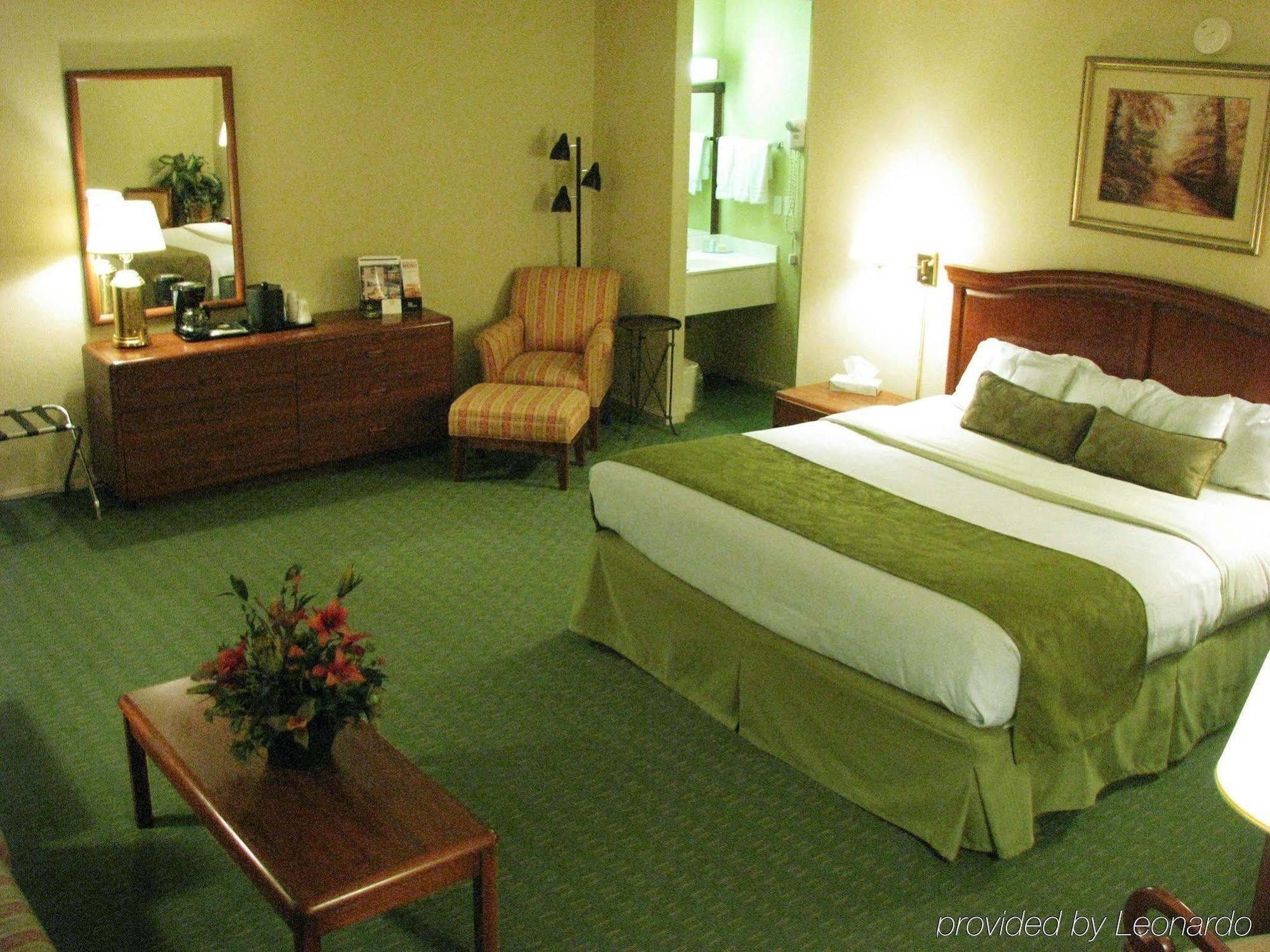 Best Western Шепердсвилл Экстерьер фото